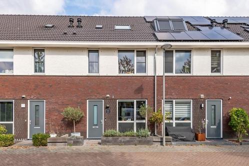 TE KOOP: riante en luxe tussenwoning Veenendaal Oost, Huizen en Kamers, Huizen te koop, Utrecht, tot 200 m², Tussenwoning, A