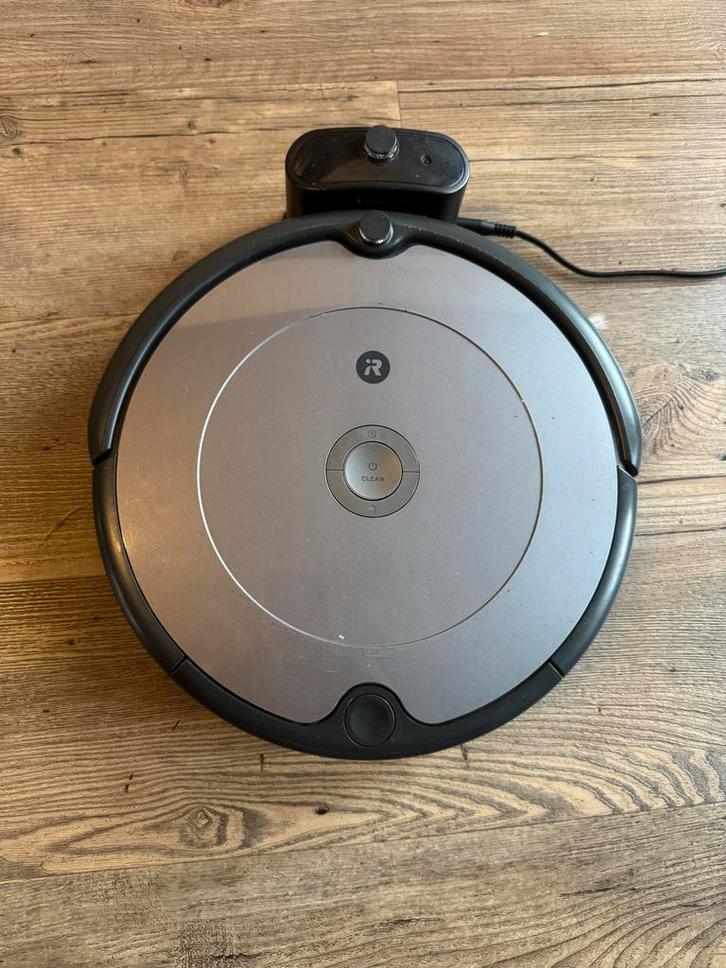 Irobot Roomba 69x/697 - Gebruikt, Witgoed en Apparatuur, Stofzuigers, Gebruikt, Robotstofzuiger, Minder dan 1200 watt, Reservoir
