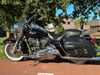 Harley Davidson RoadKing FLHRC Classic, Particulier
