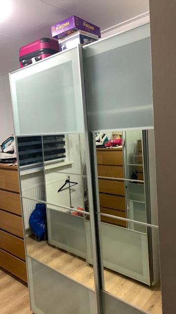 Kleding kast