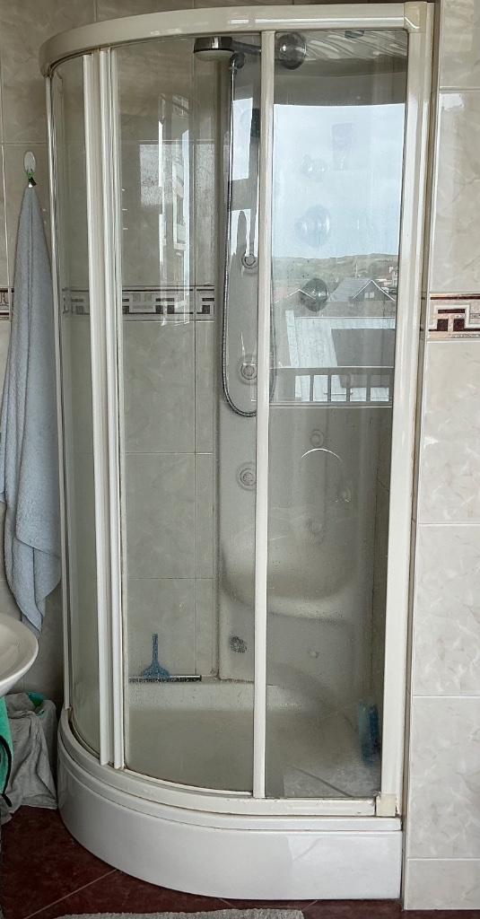 Hoek xxx cabine globaal 90 x 90 cm met douche wand, Huis en Inrichting, Badkamer | Complete badkamers, Gebruikt, Met douche, Ophalen