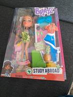 Bratz  Yasmin, study abroad Brazil!, eerste versie, MGA, Verzamelen, Poppen, Ophalen of Verzenden, Nieuw, Fashion Doll
