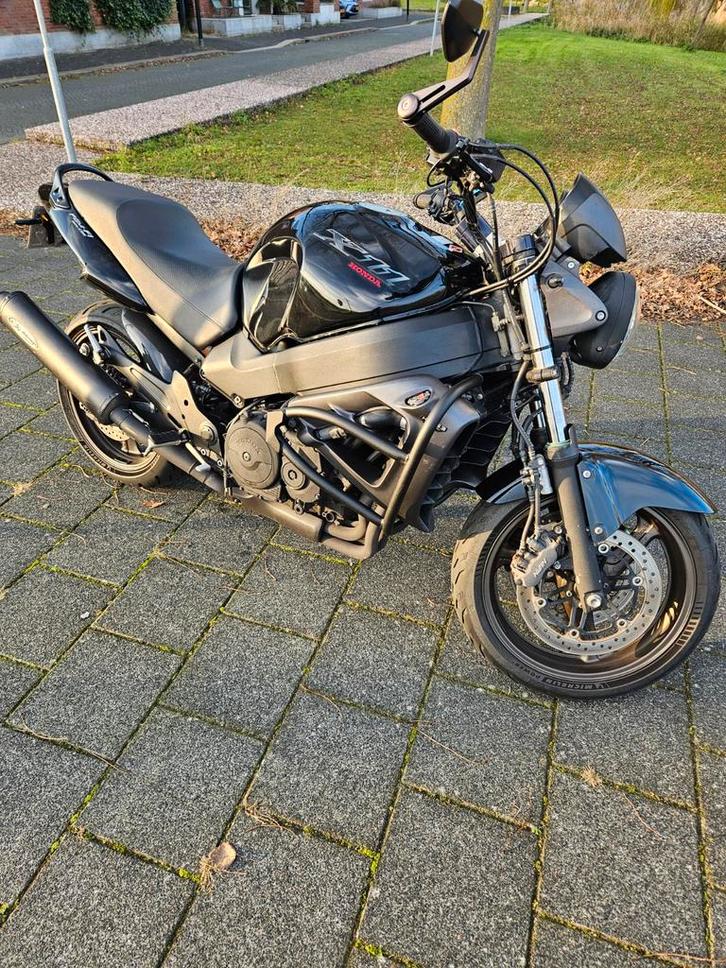 Honda CB1100 X11 Naked bike uit 2001 met Handvatverwarming, Motoren, Motoren | Honda, Ophalen