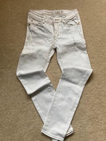 Indian Blue Jeans maat 140 off-white
