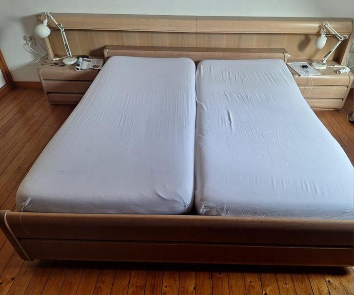 Volledig elektrisch verstelbaar bed, Huis en Inrichting, Slaapkamer | Bedden, Gebruikt, Tweepersoons, Overige maten, 200 cm, Hout