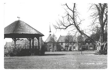 977195 Hilvarenbeek 1973 N Br Vrijthof Gelopen met Postzegel beschikbaar voor biedingen