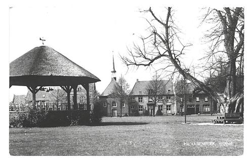977195 Hilvarenbeek 1973 N Br Vrijthof Gelopen met Postzegel, Verzamelen, Ansichtkaarten | Nederland, Gelopen, Noord-Brabant, 1960 tot 1980