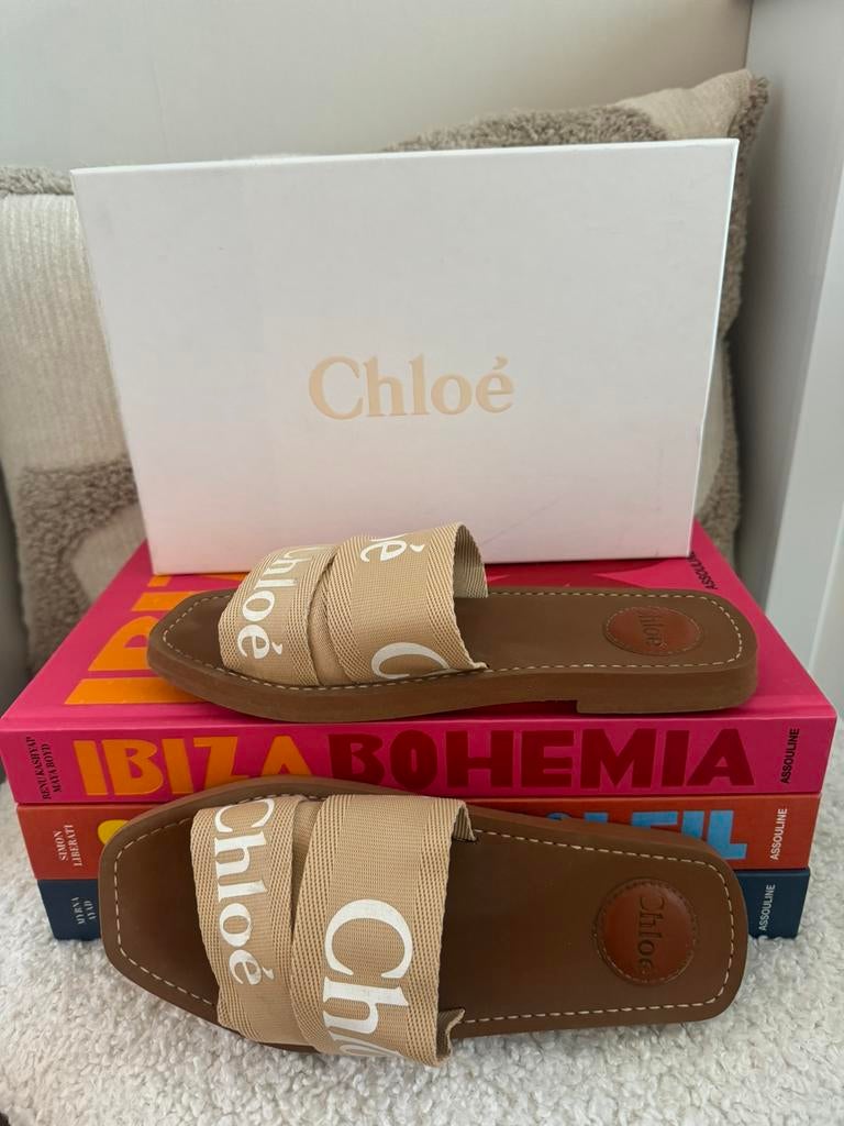 Chloe woody slippers, Kleding | Dames, Schoenen, Ophalen, Zo goed als nieuw
