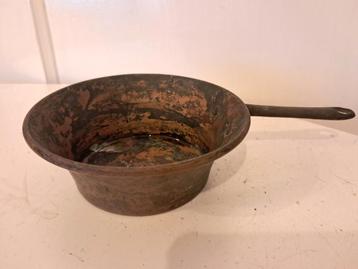 Oude Koperen Steelpan beschikbaar voor biedingen