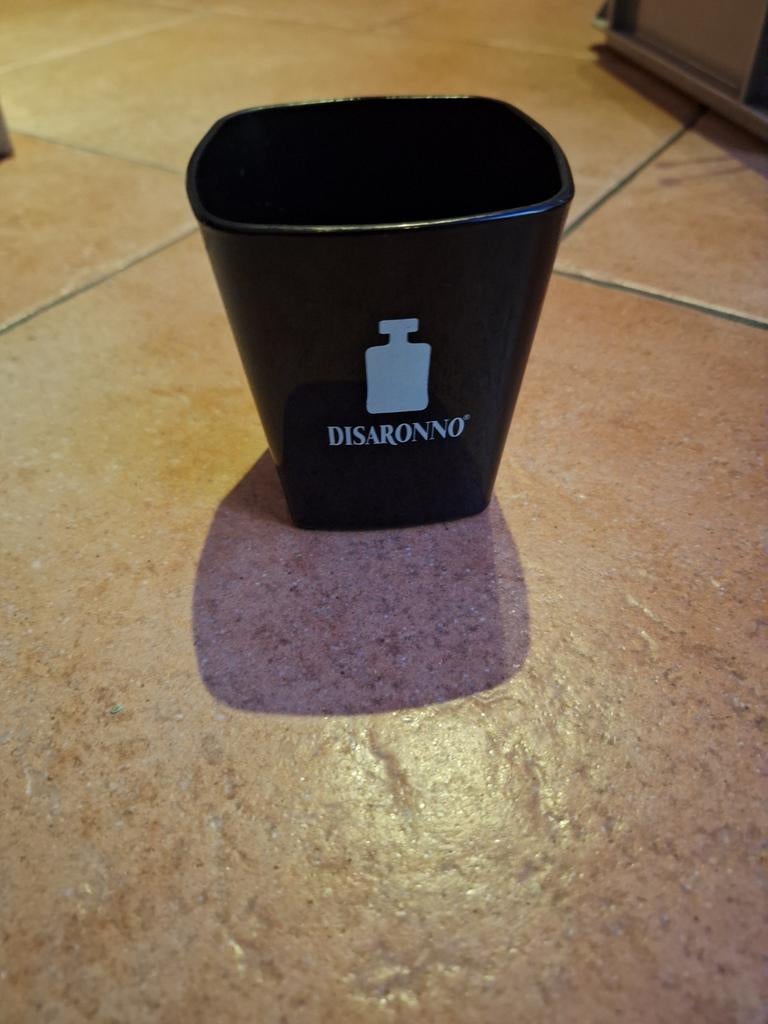 Glazen Disaronno bakje, Huis en Inrichting, Gebruikt, Schaal, Vierkant, Ophalen of Verzenden