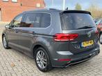 Volkswagen Touran 2.0 TDI DSG Highline Business R R-line Nav, Auto's, Volkswagen, Gebruikt, 4 cilinders, 23 km/l, Origineel Nederlands