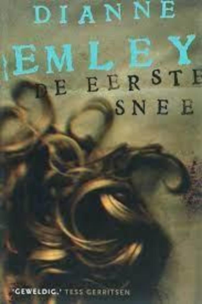 nt-dianne emley-de eerste snee-goede staat-losse verkoop, Boeken, Thrillers, Zo goed als nieuw, Ophalen of Verzenden