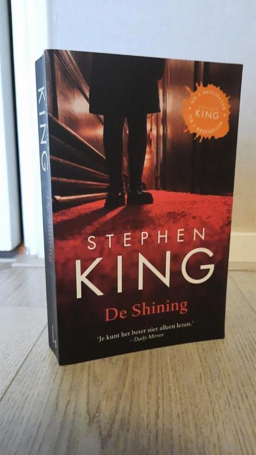 Stephen King - De Shining, Boeken, Thrillers, Zo goed als nieuw, Ophalen of Verzenden