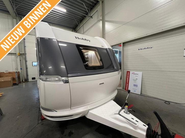Hobby Excellent Edition 495 UL 1750 KG AS, Caravans en Kamperen, Caravans, Bedrijf, tot en met 4, Rondzit, Hobby, 2 aparte bedden