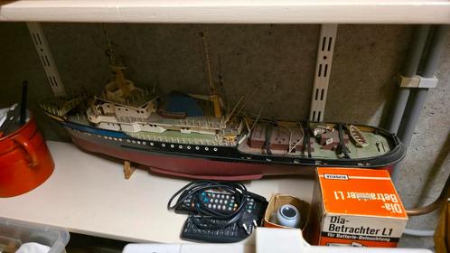 Te koop: prachtige, grote modelboot in brandweer/patrouille-, Hobby en Vrije tijd, Modelbouw | Boten en Schepen, Zo goed als nieuw
