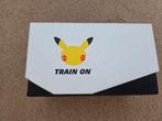Lege Celebrations Elite trainer box., Ophalen of Verzenden, Gebruikt, Boosterbox