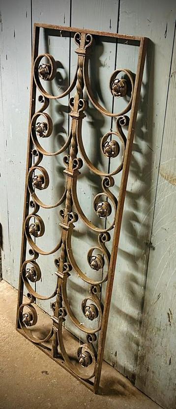 Gietijzeren hekwerk rooster ornament antiek* Brocante beschikbaar voor biedingen