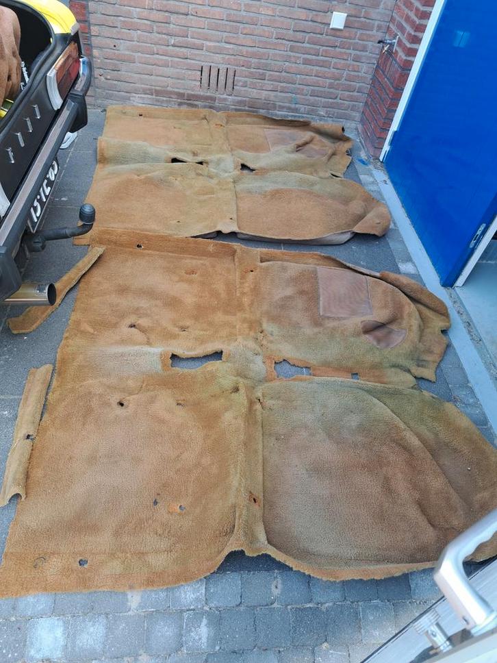 Vloertapijten 3x Ford Taunus tc, Auto-onderdelen, Interieur en Bekleding, Ford, Ophalen of Verzenden