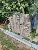 GRATIS tegels en stenen Zeeuws Vlaanderen Sluiskil, Tuin en Terras, Tegels en Klinkers, Ophalen, Gebruikt, 10 m² of meer, Beton