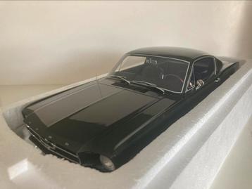 Ford Mustang Fastback 1965 1:12 (nieuw)