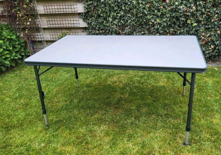 Kampeertafel Crespo AP 274, Caravans en Kamperen, Kampeermeubelen, Zo goed als nieuw, Campingtafel, Ophalen of Verzenden