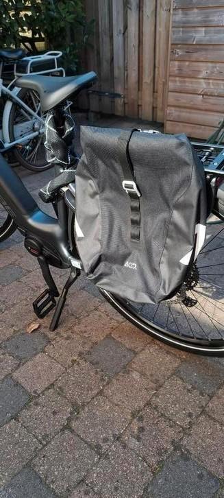 ACID Panniers Travlr Pro 15 Black

 beschikbaar voor biedingen