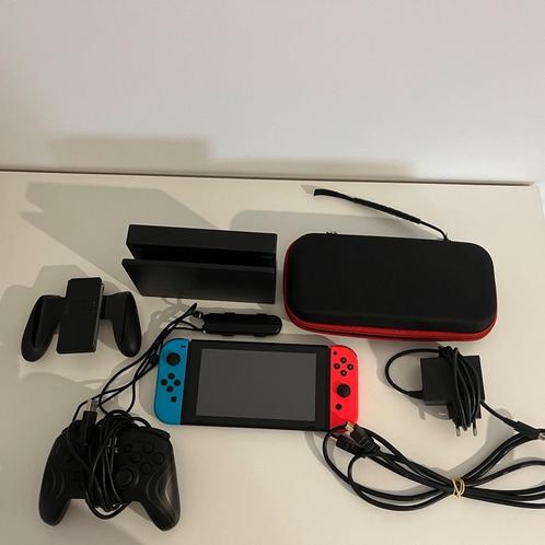 Nintendo Switch - Compleet pakket, Spelcomputers en Games, Spelcomputers | Nintendo Switch, Gebruikt, Switch 2019 Upgrade, Met 2 controllers