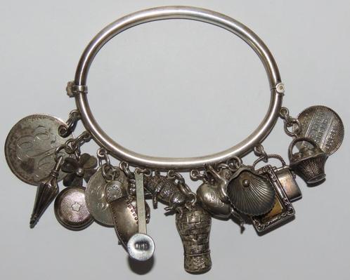 Antieke zilveren bedelarmband, 19e eeuw, Antiek en Kunst, Antiek | Goud en Zilver, Zilver, Verzenden