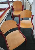 Partij: 15 stapelbare klassieke houten schoolstoelen, Huis en Inrichting, Stoelen, Ophalen, Gebruikt, Rood, Vijf, Zes of meer stoelen