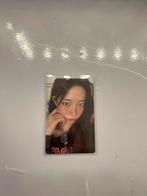 Kpop Lesserafim Kazuha Hot album photocard, Ophalen of Verzenden, Zo goed als nieuw, Cd of Plaat