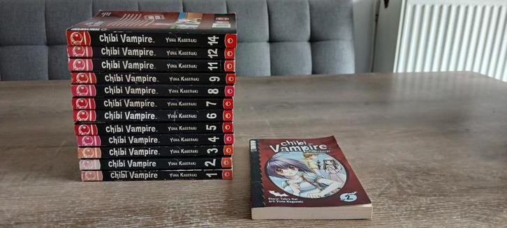 13 x Manga pocket chibi vampire yuna kagesaki tokyopop boek, Boeken, Strips | Comics, Gelezen, Meerdere comics, Japan (Manga)