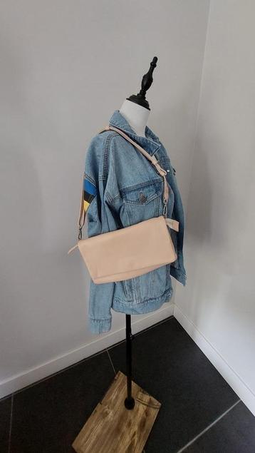 Schoudertas echt leer beige/dusty pink - Gianni Chiarini  beschikbaar voor biedingen