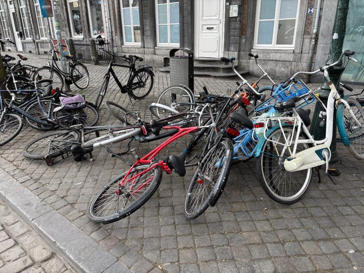 WIJ zoeken oude fietsen mag werk aan zitten, Fietsen en Brommers, Overige Fietsen en Brommers, Gebruikt, Ophalen