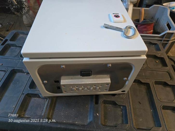 Metalen Elektrakast 30x30x20cm - voor Frequentie Regelaar, Hobby en Vrije tijd, Elektronica-componenten, Gebruikt, Ophalen