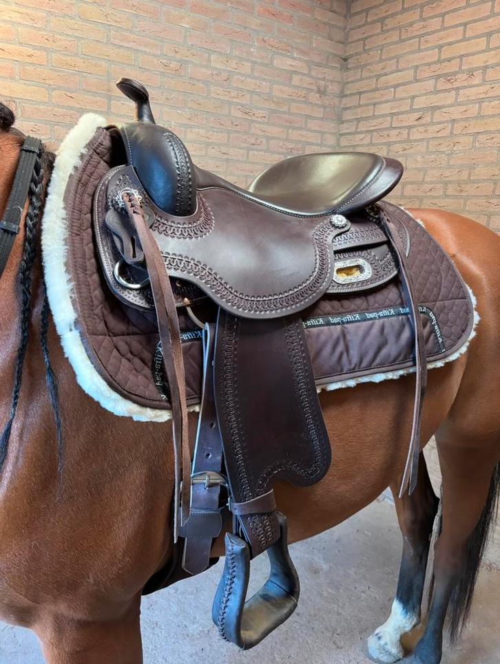 Freemax buffel short westernzadel 17 inch fork 5, Dieren en Toebehoren, Paarden en Pony's | Zadels, Zo goed als nieuw, Dressuur
