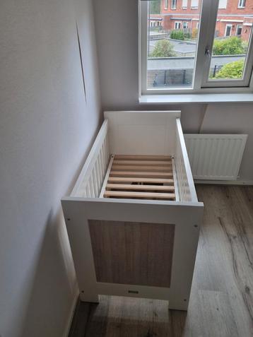 Ledikant inclusief aerosleep matras en beschermhoes 90 euro beschikbaar voor biedingen