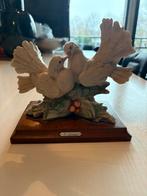 G. Armani Duiven Beeld, Antiek en Kunst, Ophalen of Verzenden