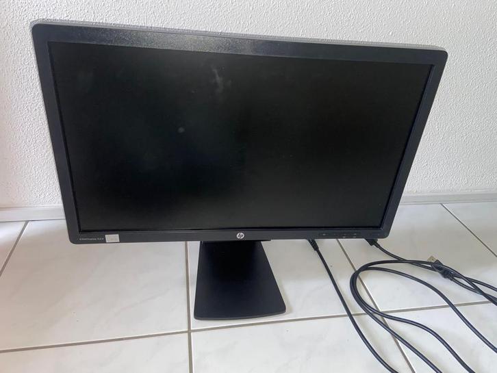 Monitor HP Verstelbaar, Computers en Software, Monitoren, Zo goed als nieuw, Ophalen