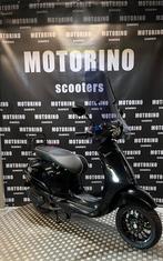 Vespa Sprint black on black 45km Brom BJ:11-2021 KM:7596, Fietsen en Brommers, Brommers | Vespa, Overige modellen, Maximaal 45 km/u