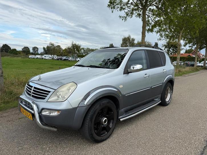 SsangYong Rexton RX 270 Xdi Automaat, Auto's, Bestelauto's, Bedrijf, Te koop, 4x4, ABS, Airbags, Airconditioning, Centrale vergrendeling