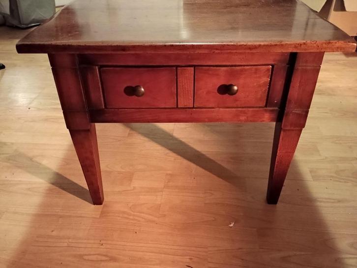 Massief eiken bijzettafel met lade (64 x 64 cm), Huis en Inrichting, Tafels | Bijzettafels, Gebruikt, Vierkant, 45 tot 60 cm, 55 tot 75 cm