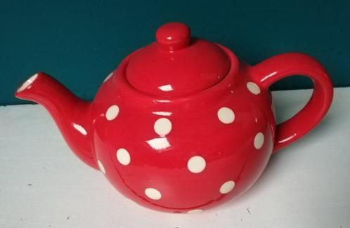 Rood met witte stippen theepot, Huis en Inrichting, Keuken | Servies, Gebruikt, Overige typen, Overige stijlen, Ophalen of Verzenden