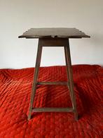 Oud eiken plantentafeltje met apart bovenblad., Ophalen