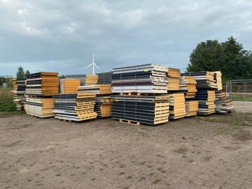Sandwichpanelen B-keus, € 10,-/m2, 225 tot 250mm/ koi vijver beschikbaar voor biedingen