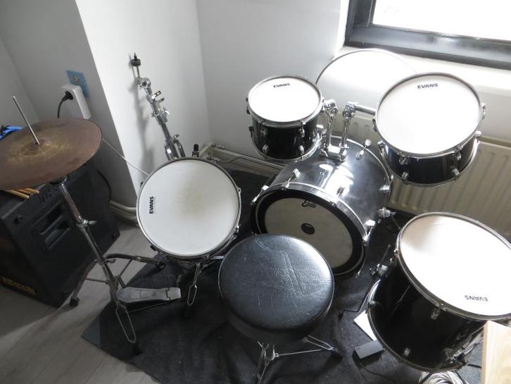 compleet drumstel (Evans) met geluiddempers, Muziek en Instrumenten, Drumstellen en Slagwerk, Gebruikt, Overige merken, Ophalen