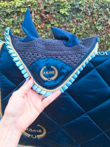 Joline official medium pony dekje met bijpassend oornetje beschikbaar voor biedingen