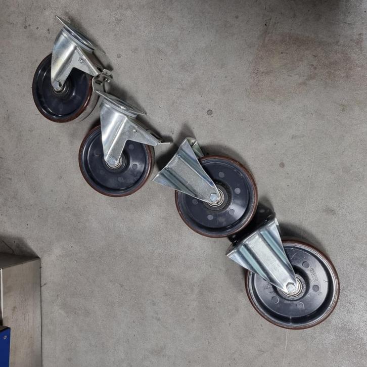 Grote zware zwenk en bok wielen 200 mm tente 1000 KG, Doe-het-zelf en Verbouw, Zwenkwielen, Gebruikt