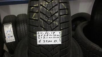 215 65 17 Goodyear UltraGrip Performance winterbanden, nog 2 beschikbaar voor biedingen