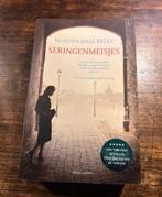 Seringenmeisjes Martha Hall Kelly, Ophalen of Verzenden, Zo goed als nieuw, Martha Hall Kelly, Europa overig