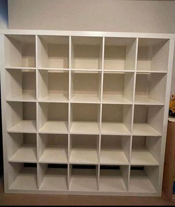 Ikea kallax  / expedit Vakkenkast 5x5 beschikbaar voor biedingen